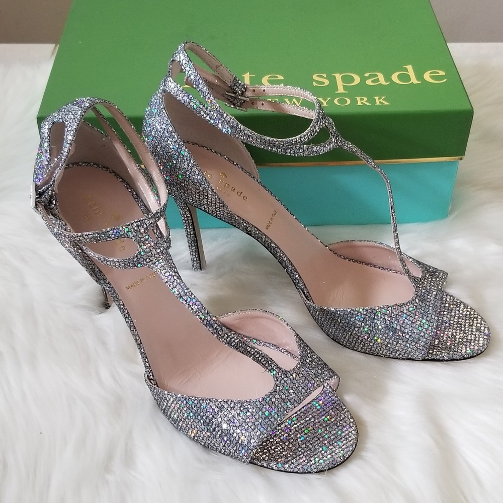 Shoe - Picture 2 of 4